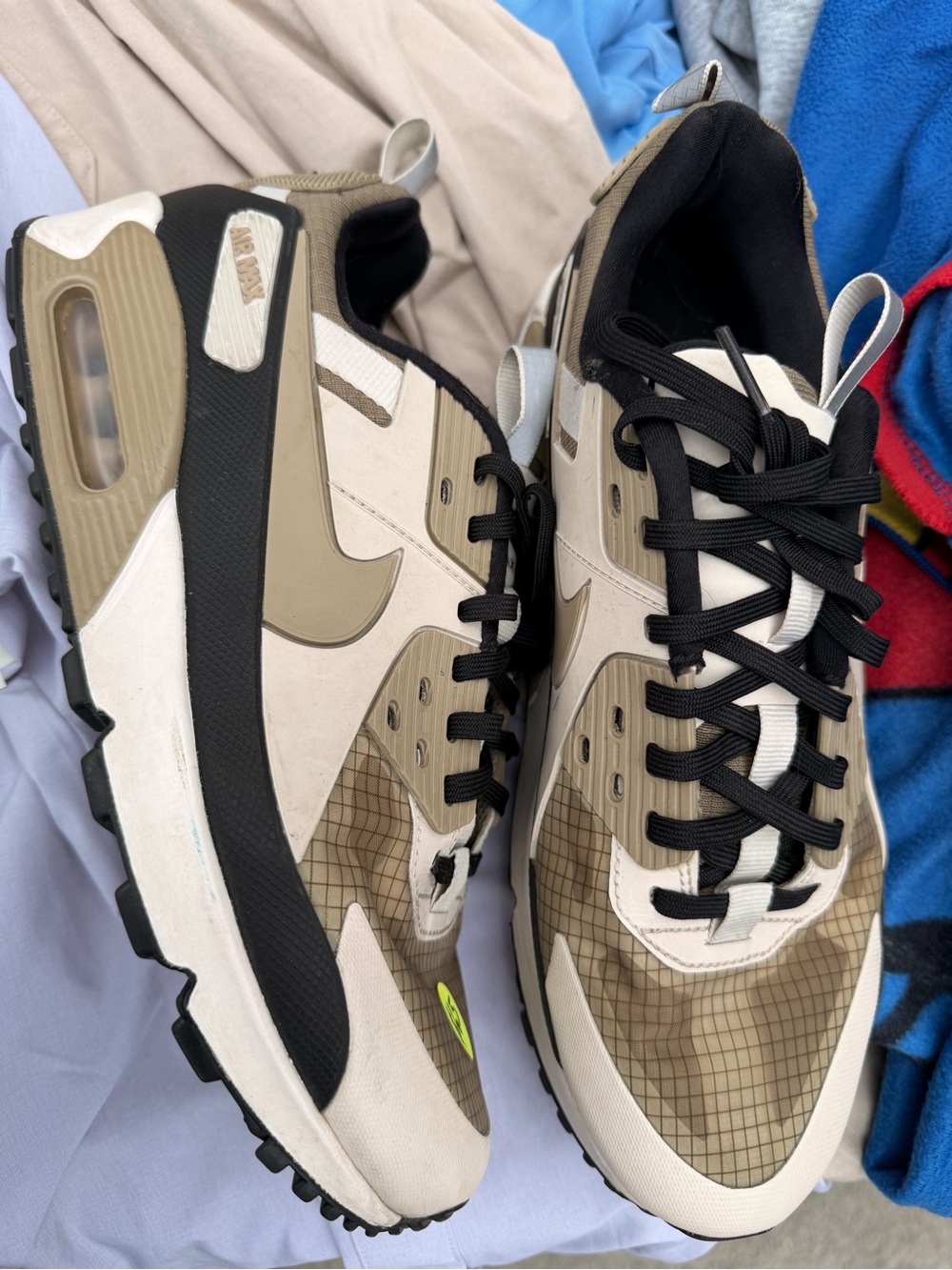 Nike Men’s Tan, Black and Cream Air Max-Style Sneakers